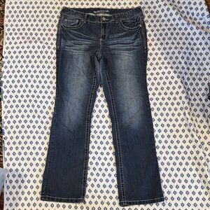 Maurice’s 16 Women's Blue Jeans embroidered pockets whiskered straight